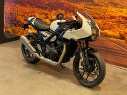 2026 Triumph Thruxton 400 Thruxton White