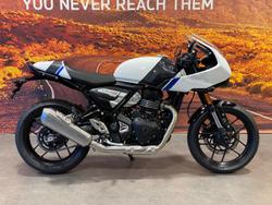 Triumph Thruxton 400