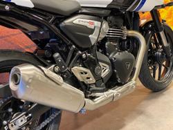 2026 Triumph Thruxton 400 Thruxton White