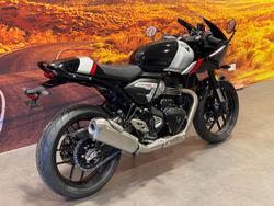 2026 Triumph Thruxton 400 Thruxton Black