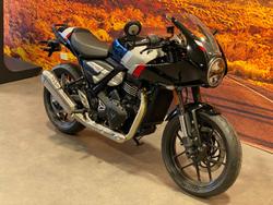 2026 Triumph Thruxton 400 Thruxton Black
