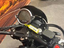 2022 Moto Guzzi V7 Stone Stone Black