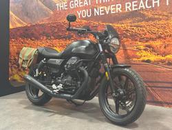 2022 Moto Guzzi V7 Stone Stone Black