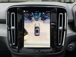 2025 Volvo XC40 Ultra B4 Dark