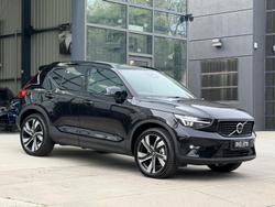 2025 Volvo XC40 Ultra B4 Dark