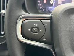 2025 Volvo XC40 Ultra B4 Dark