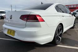 2022 Volkswagen Passat 140TSI Business
