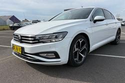 2022 Volkswagen Passat 140TSI Business