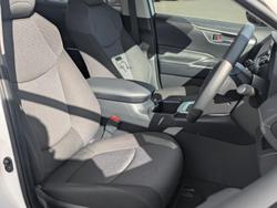 2024 Toyota RAV4 GXL
