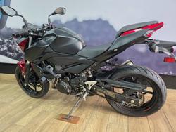 2021 Kawasaki Z400 RED