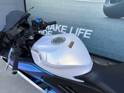 2025 Yamaha YZF-R3 White