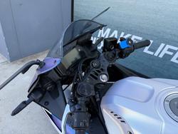 2025 Yamaha YZF-R3 White
