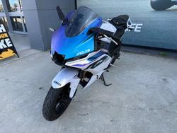 2025 Yamaha YZF-R3 White