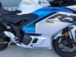 2025 Yamaha YZF-R3 White