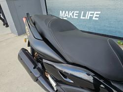 2022 Yamaha XMAX 300 (CZD300A) Black