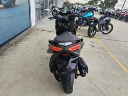 2022 Yamaha XMAX 300 (CZD300A) Black