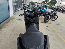 2022 Yamaha XMAX 300 (CZD300A) Black