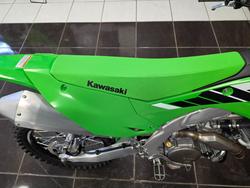 2025 Kawasaki KX450 LIME GREEN