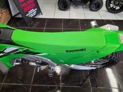 2025 Kawasaki KX450 LIME GREEN