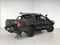 2022 Mitsubishi Triton GSR MR MY22 4X4 Dual Range Graphite Grey with Black Roof