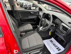 2024 KIA STONIC S