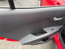 2024 KIA STONIC S