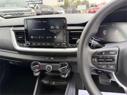 2024 KIA STONIC S