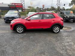2024 KIA STONIC S