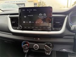 2024 KIA STONIC S
