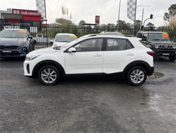 2024 KIA STONIC S