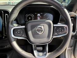 2019 Volvo XC40 T5 R-Design