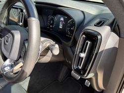 2019 Volvo XC40 T5 R-Design