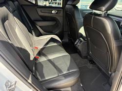 2019 Volvo XC40 T5 R-Design