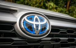 2024 Toyota RAV4 XSE