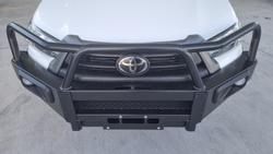 2022 Toyota Hilux SR