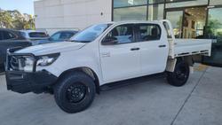 2022 Toyota Hilux SR