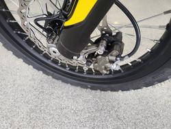 2025 Surron ULTRA BEE R YELLOW/BLACK