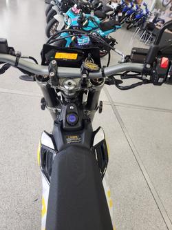 2025 Surron ULTRA BEE R YELLOW/BLACK
