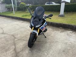 2025 BMW R 1300 RS Performance