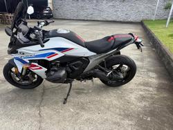2025 BMW R 1300 RS Performance