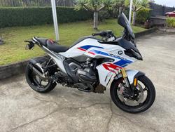 2025 BMW R 1300 RS Performance