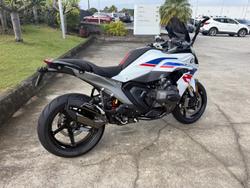 2025 BMW R 1300 RS Performance