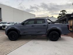 2024 Isuzu D-MAX BLADE