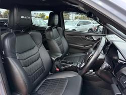 2024 Isuzu D-MAX BLADE