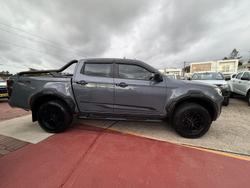 2024 Isuzu D-MAX BLADE