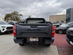 2024 Isuzu D-MAX BLADE