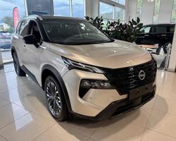 2026 Nissan X-TRAIL Ti e-POWER T33 MY26 Four Wheel Drive Champagne Silver/Black Roof