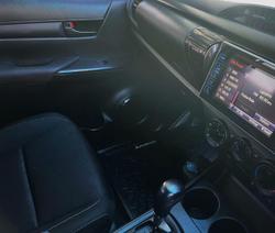2019 Toyota Hilux SR