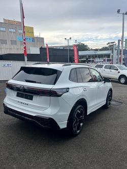 2026 Volkswagen Tiguan 200TSI eHybrid R-Line