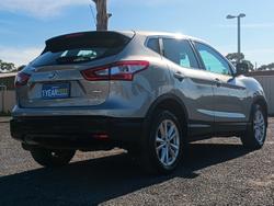 2015 Nissan QASHQAI ST